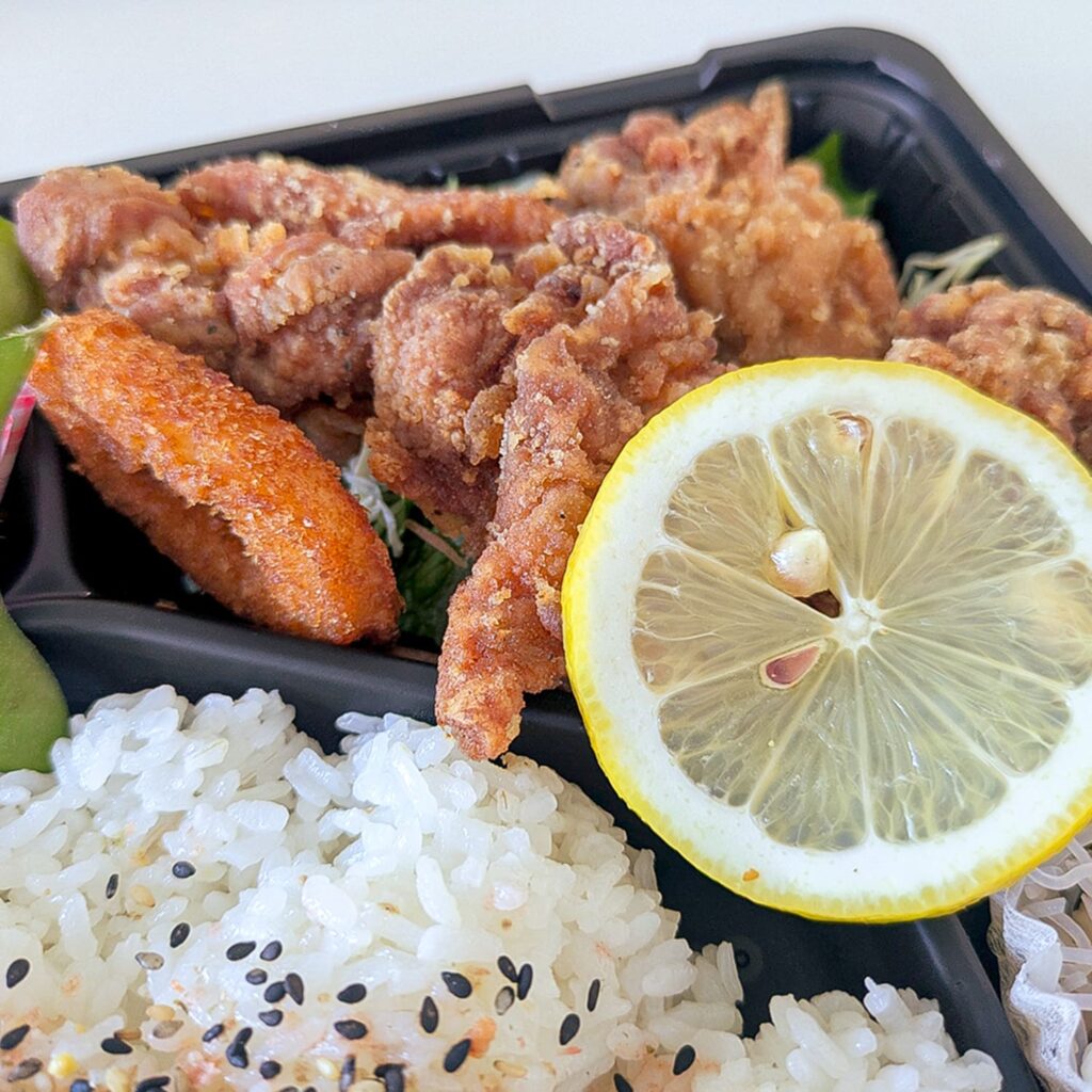 ご自宅でも楽しめる、 こだわりのお弁当